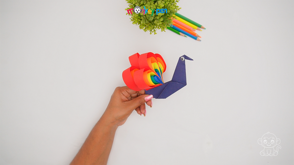 Peacok Craft Step 30